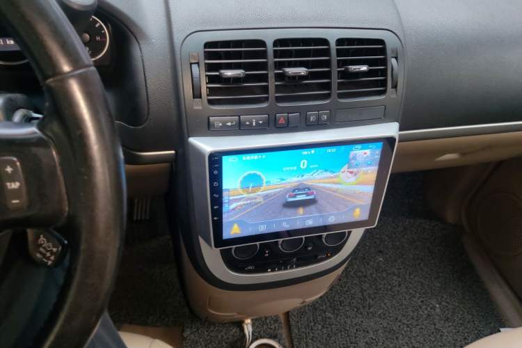Used Buick GL8 2014 2.4L Executive Edition Audio And AC Panel