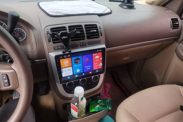 Used Buick GL8 2014 2.4L Classic Edition Audio And AC Panel