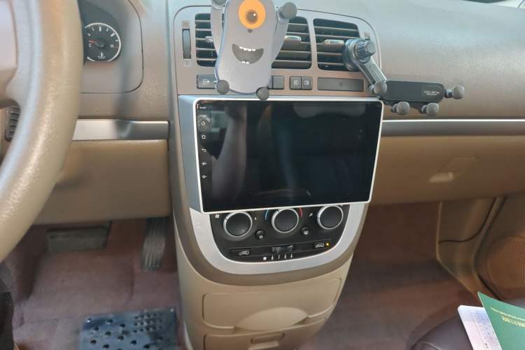 Used Buick GL8 2014 2.4L Classic Edition Audio And AC Panel