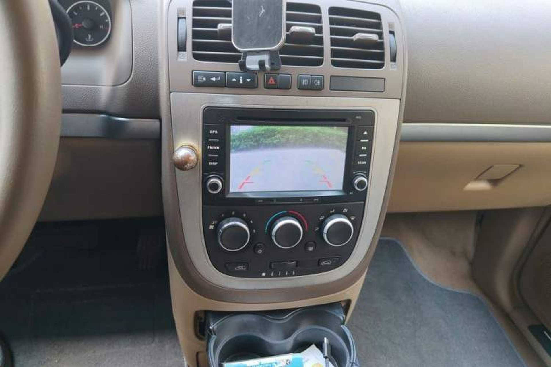 Used Buick GL8 2014 2.4L Classic Edition Audio And AC Panel