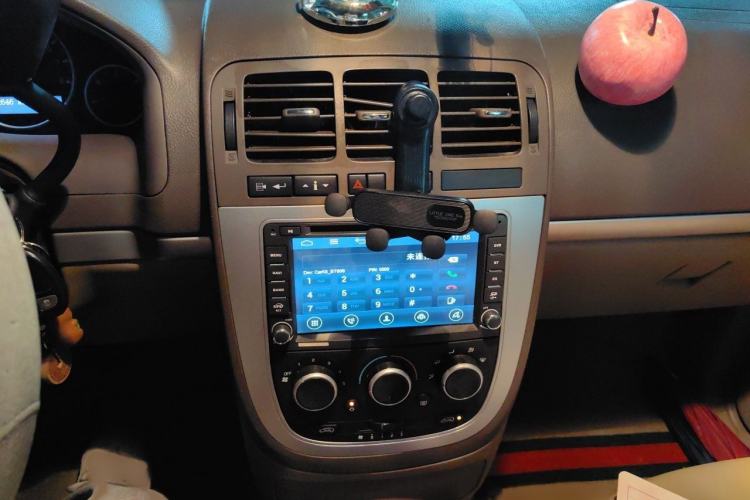 Used Buick GL8 2014 2.4L Classic Edition Audio And AC Panel