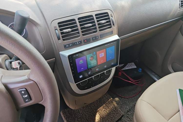 Used Buick GL8 2014 2.4L Classic Edition Audio And AC Panel