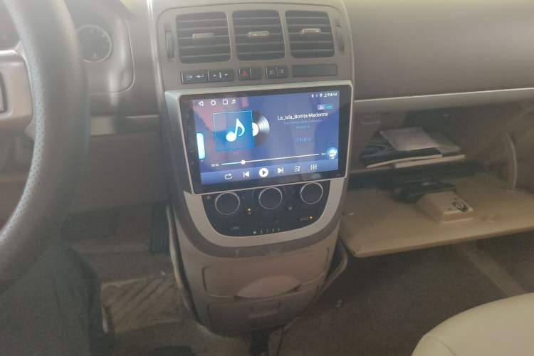 Used Buick GL8 2014 2.4L Classic Edition Audio And AC Panel
