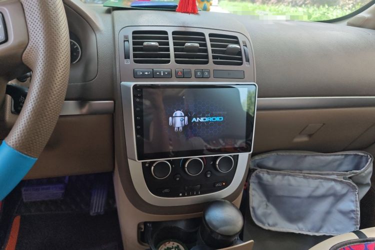 Used Buick GL8 2014 2.4L Classic Edition Audio And AC Panel