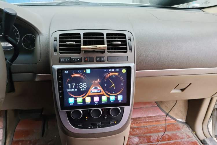 Used Buick GL8 2014 2.4L Classic Edition Audio And AC Panel