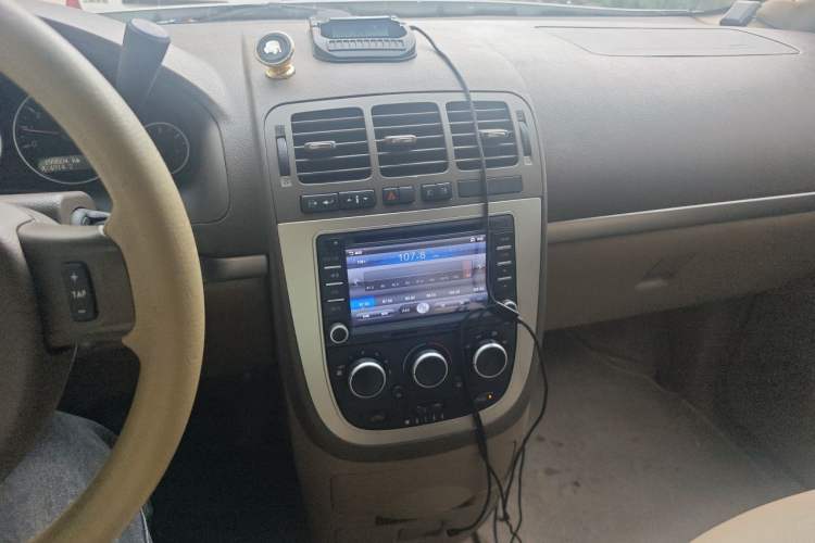 Used Buick GL8 2014 2.4L Comfort Edition Audio And AC Panel