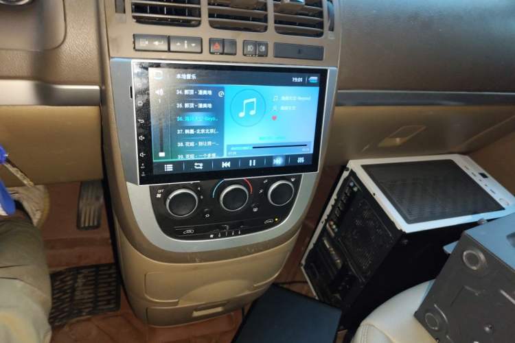 Used Buick GL8 2014 2.4L Classic Edition Audio And AC Panel