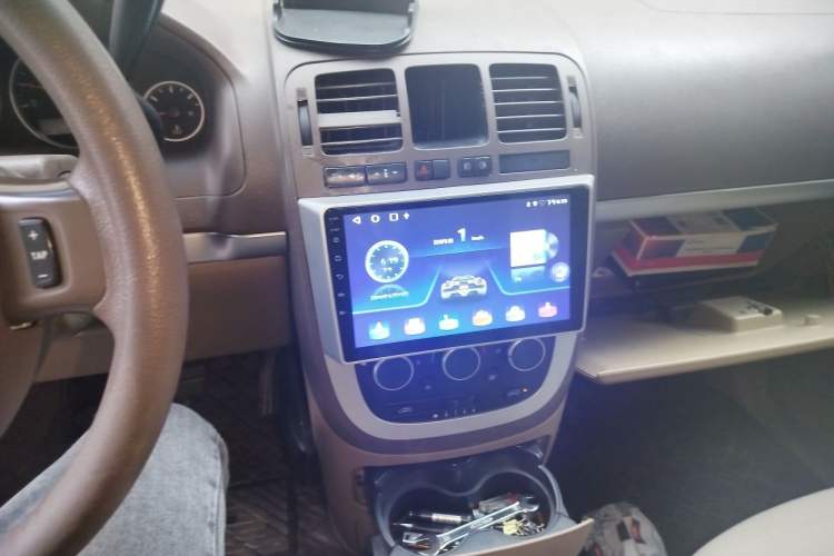 Used Buick GL8 2014 2.4L Classic Edition Audio And AC Panel