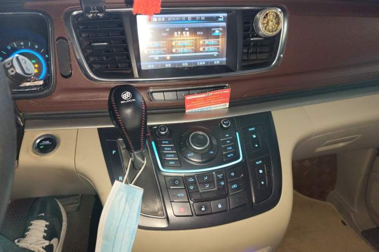 Used Buick GL8 2014 2.4L CT Luxury Business Comfort Edition Audio And AC Panel