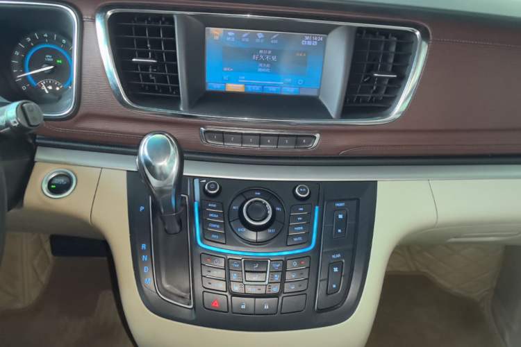 Used Buick GL8 2014 3.0L XT Luxury Business Flagship Edition Audio And AC Panel