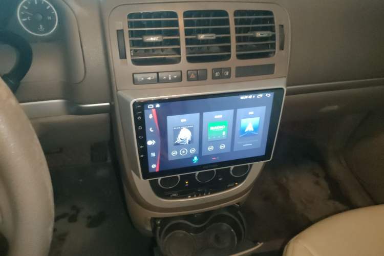 Used Buick GL8 2014 2.4L Classic Edition Audio And AC Panel