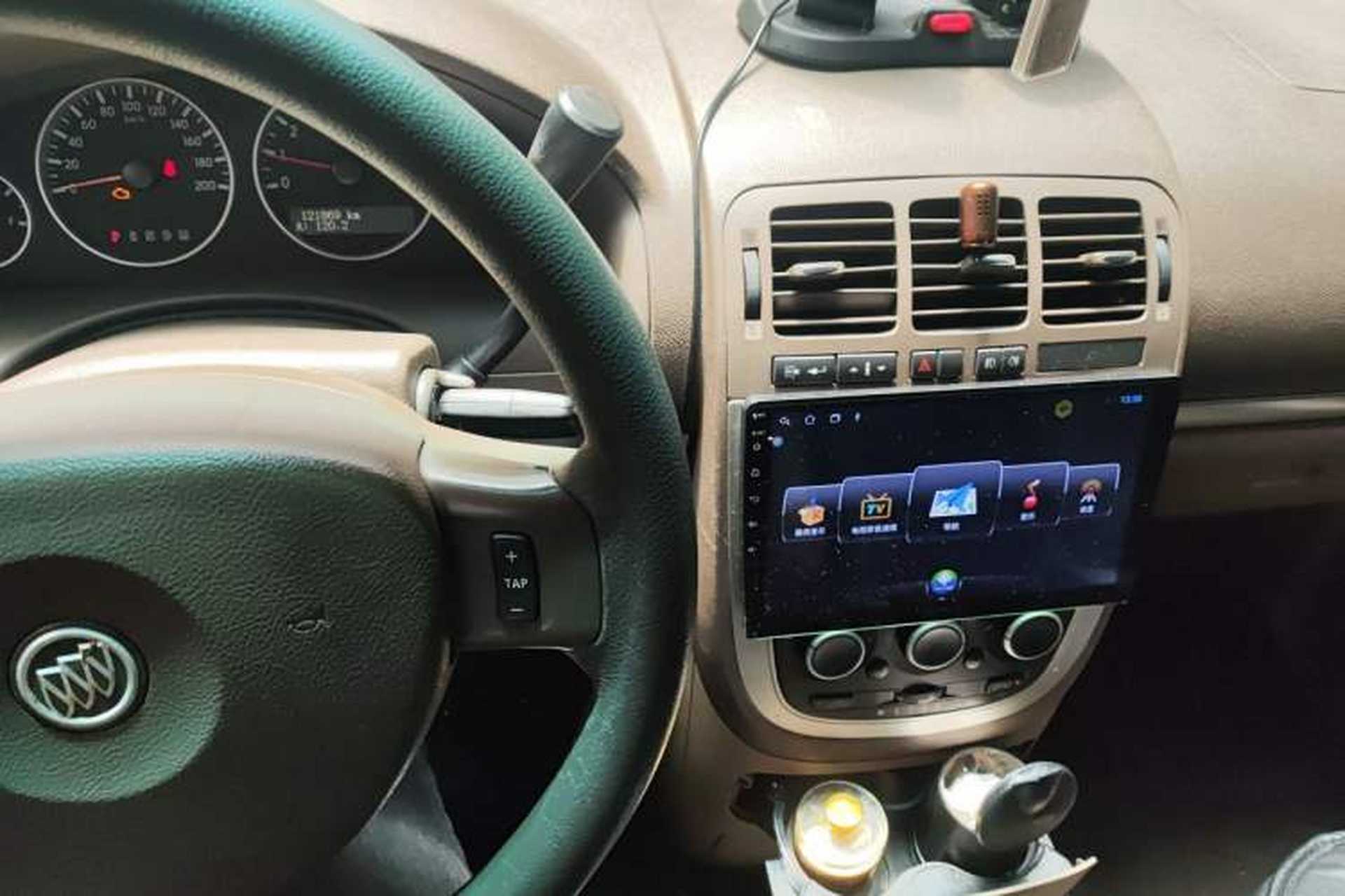 Used Buick GL8 2014 2.4L Classic Edition Audio And AC Panel