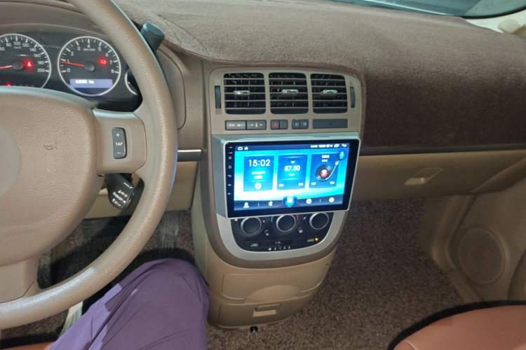 Used Buick GL8 2014 2.4L Classic Edition Audio And AC Panel