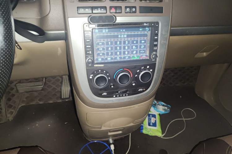 Used Buick GL8 2014 2.4L Classic Edition Audio And AC Panel