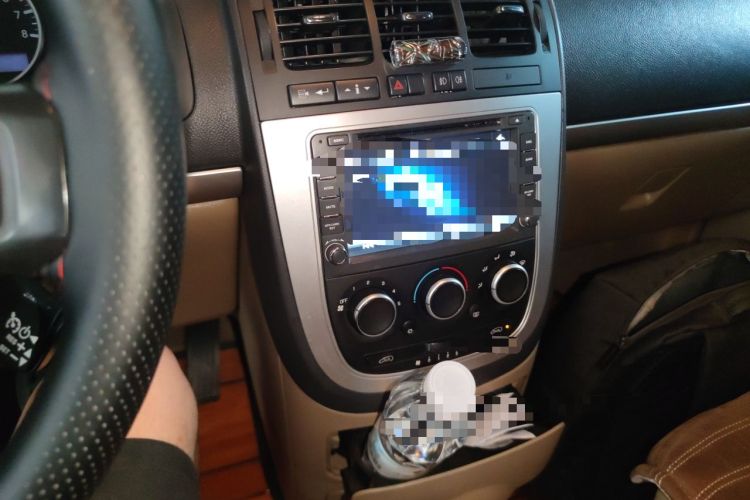 Used Buick GL8 2014 2.4L Executive Edition Audio And AC Panel
