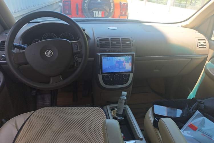 Used Buick GL8 2014 2.4L Classic Edition Center Console