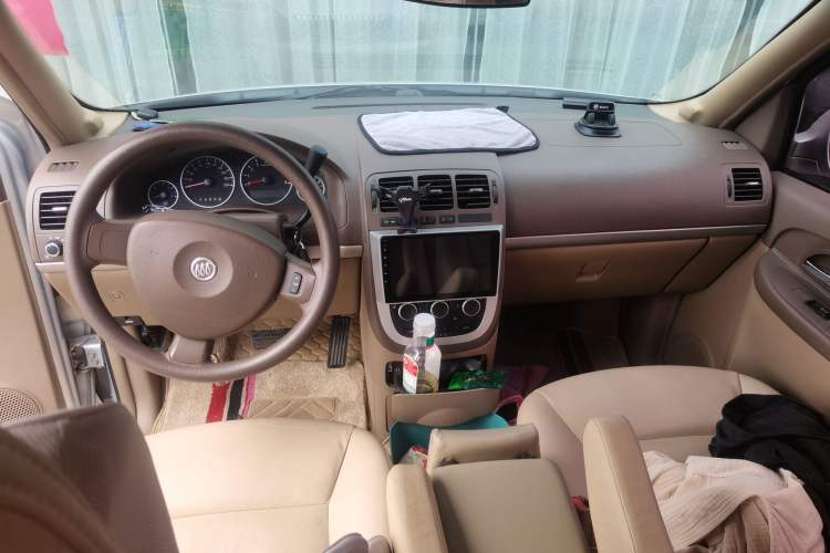 Used Buick GL8 2014 2.4L Classic Edition Center Console