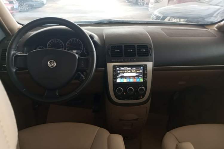 Used Buick GL8 2014 2.4L Executive Edition Center Console