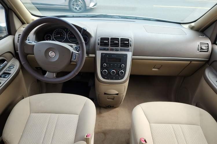 Used Buick GL8 2014 2.4L Classic Edition Center Console