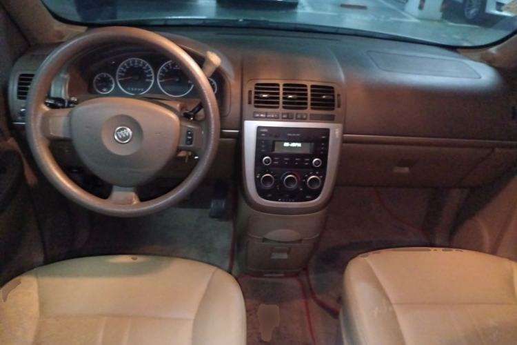 Used Buick GL8 2014 2.4L Classic Edition Center Console