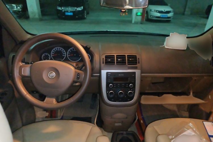 Used Buick GL8 2014 2.4L Classic Edition Center Console