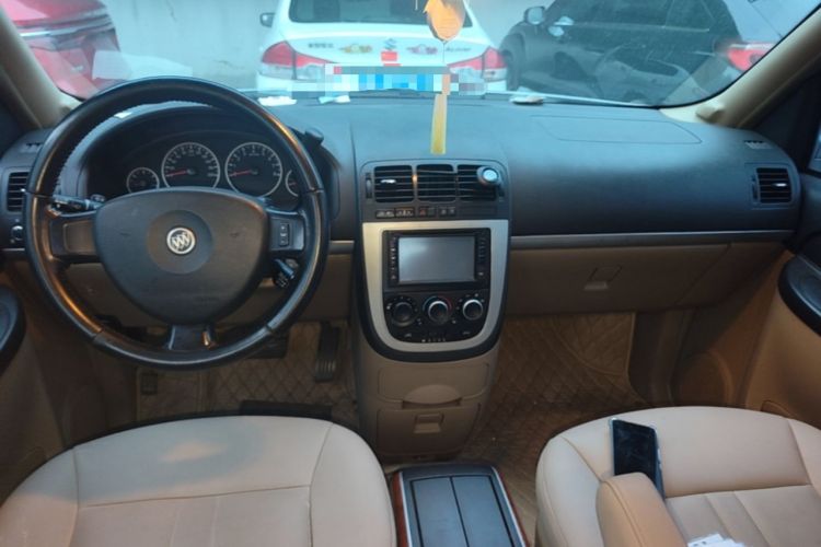 Used Buick GL8 2014 2.4L Executive Edition Center Console