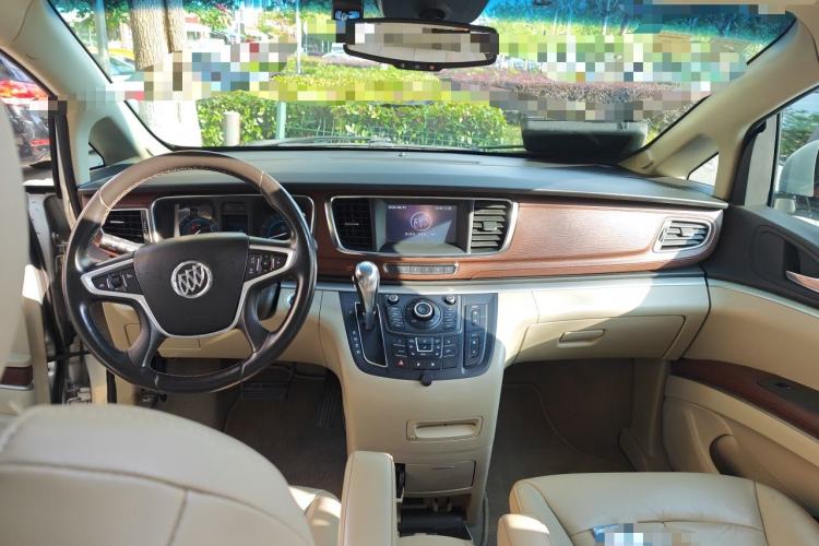 Used Buick GL8 2014 3.0L GT Luxury Business Haoya Edition Center Console