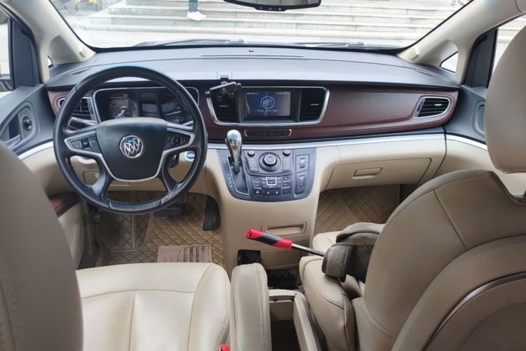 Used Buick GL8 2014 2.4L LT Luxury Business Executive Edition Center Console