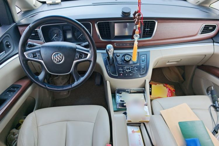 Used Buick GL8 2014 3.0L GT Luxury Business Haoya Edition Center Console