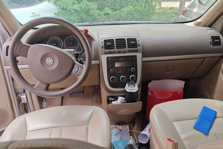 Used Buick GL8 2014 2.4L Classic Edition Center Console