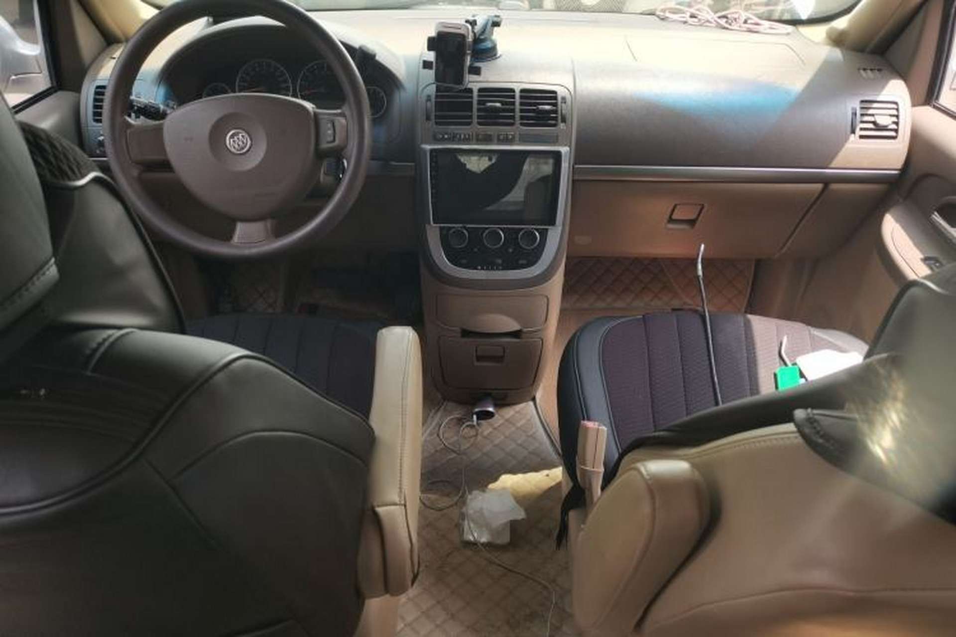 Used Buick GL8 2014 2.4L Classic Edition Center Console
