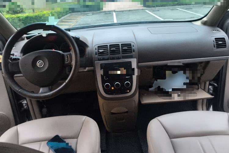 Used Buick GL8 2014 2.4L Comfort Edition Center Console
