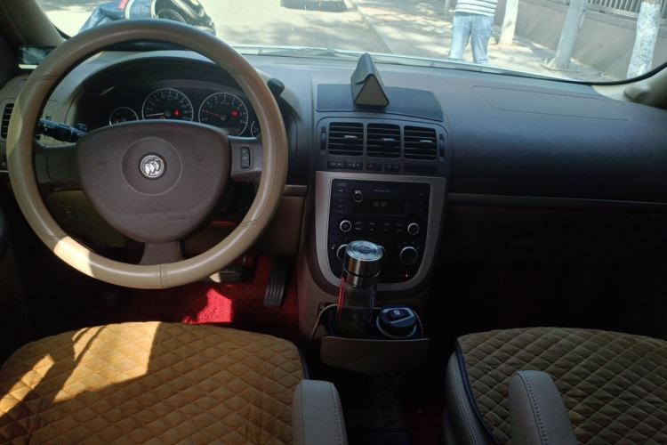 Used Buick GL8 2014 2.4L Classic Edition Center Console