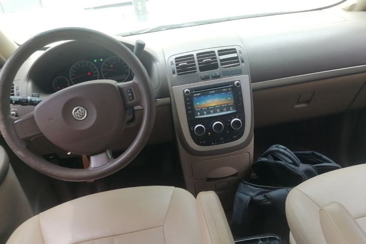 Used Buick GL8 2014 2.4L Classic Edition Center Console