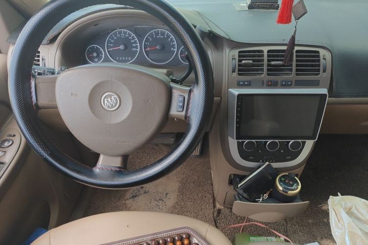 Used Buick GL8 2014 2.4L Classic Edition Center Console