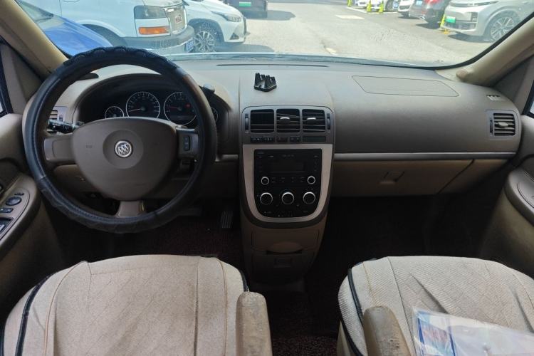 Used Buick GL8 2014 2.4L Classic Edition Center Console