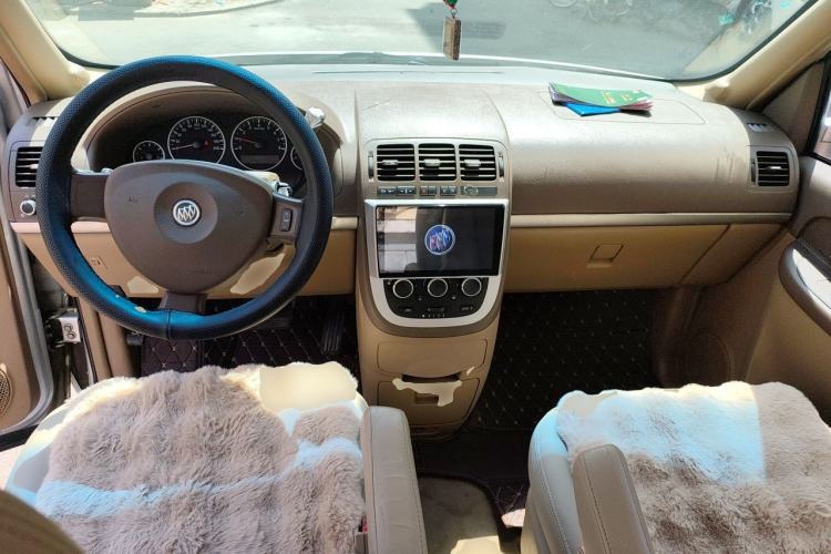 Used Buick GL8 2014 2.4L Classic Edition Center Console