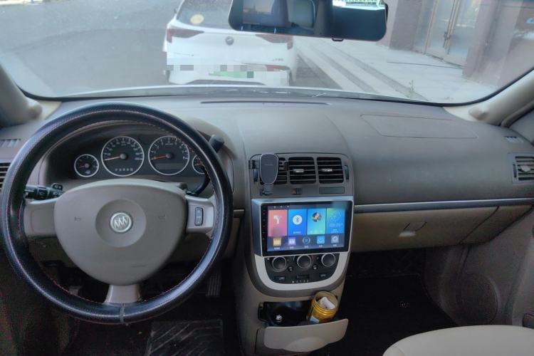 Used Buick GL8 2014 2.4L Classic Edition Center Console