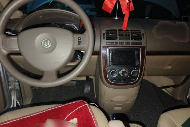 Used Buick GL8 2014 2.4L Classic Edition Center Console