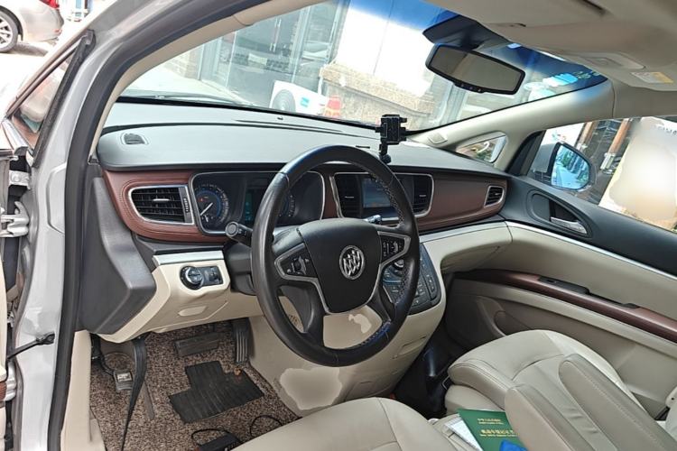 Used Buick GL8 2014 3.0L GT Luxury Business Haoya Edition Center Console