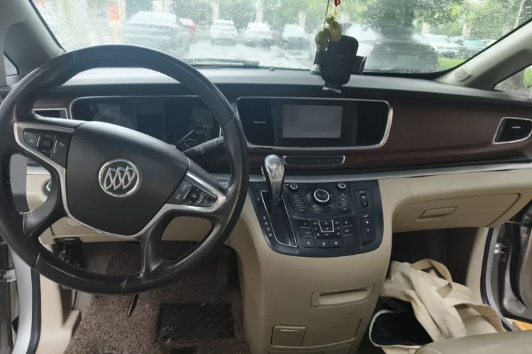 Used Buick GL8 2014 3.0L GT Luxury Business Haoya Edition Center Console