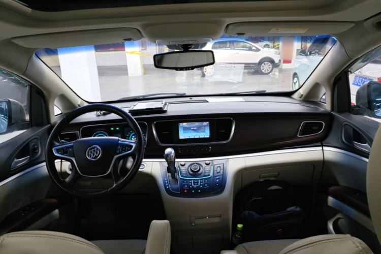Used Buick GL8 2014 3.0L GT Luxury Business Haoya Edition Center Console