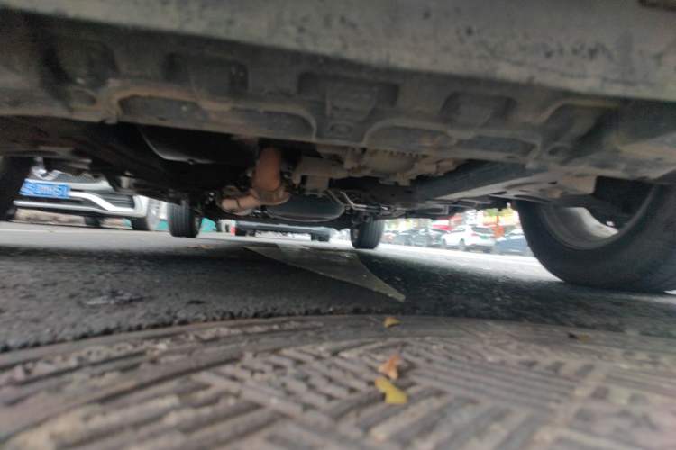 Used Buick GL8 2014 2.4L Classic Edition Chassis Front