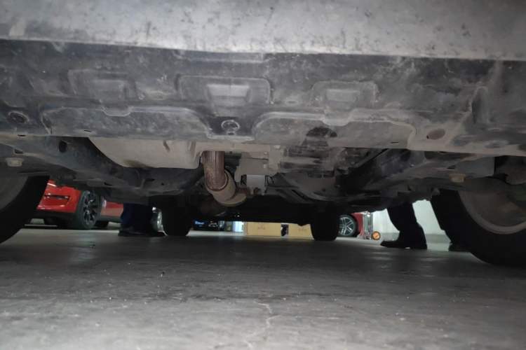 Used Buick GL8 2014 2.4L Executive Edition Chassis Front