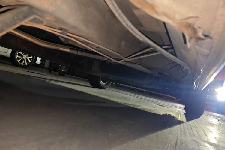 Used Buick GL8 2014 2.4L Classic Edition Chassis Front Left