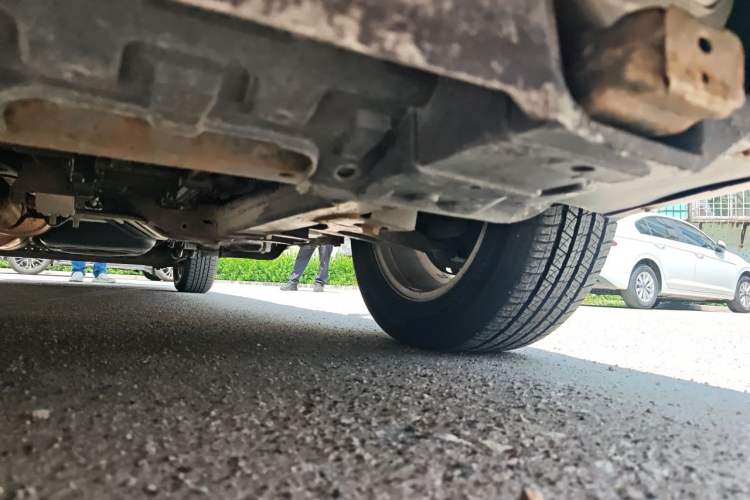 Used Buick GL8 2014 2.4L Classic Edition Chassis Front Left