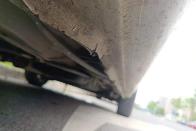 Used Buick GL8 2014 2.4L Executive Edition Chassis Front Left