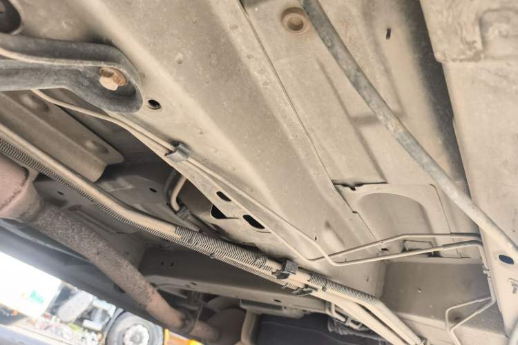 Used Buick GL8 2014 2.4L Classic Edition Chassis Front Left