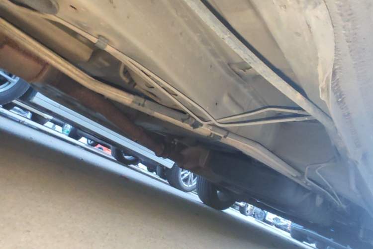 Used Buick GL8 2014 2.4L Executive Edition Chassis Front Left