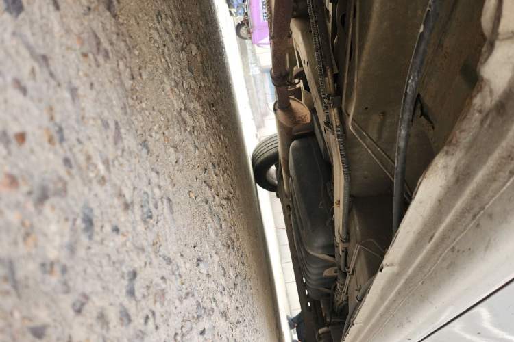Used Buick GL8 2014 2.4L Executive Edition Chassis Front Left